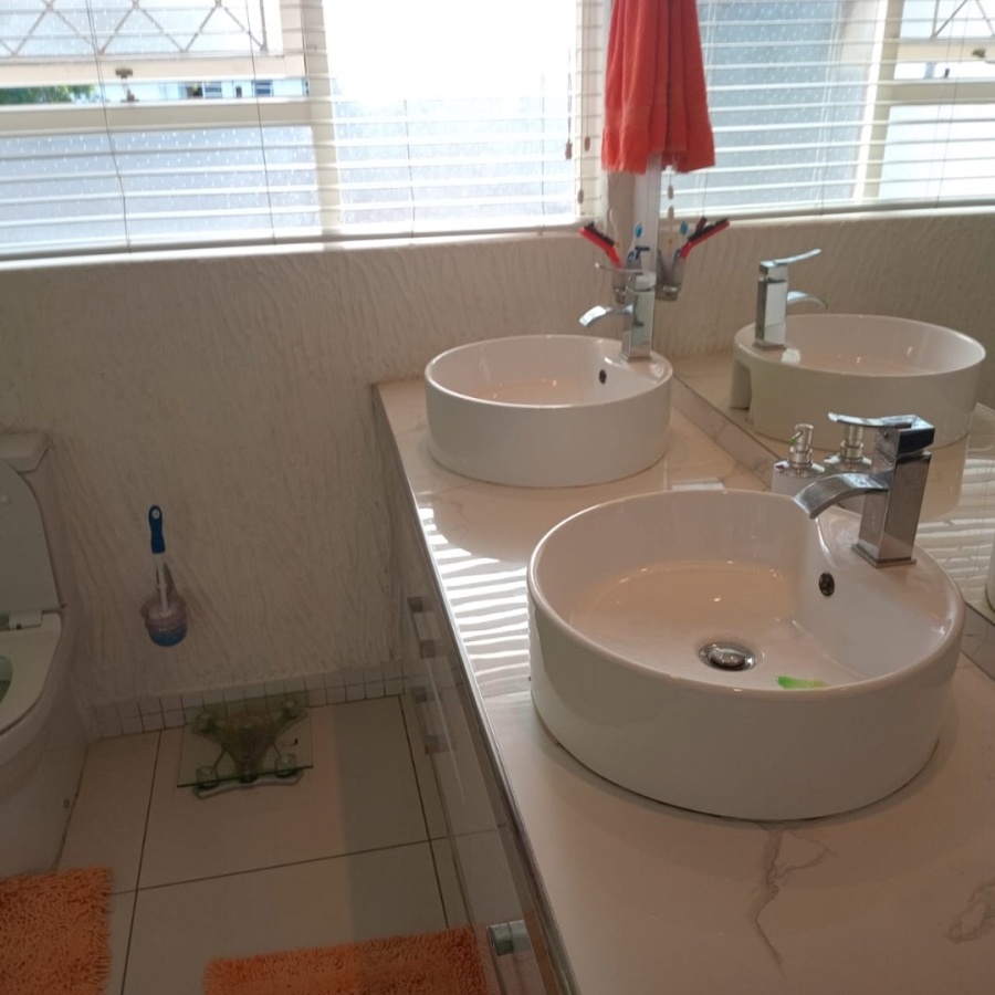 4 Bedroom Property for Sale in Dorchester Heights Eastern Cape